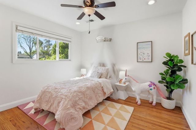 124 Hollycrest Drive, Los Gatos, CA 95032