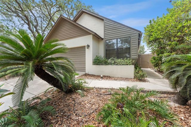 13721 LAZY OAK DRIVE, Tampa, FL 33613
