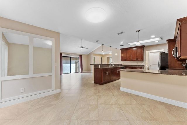 13721 LAZY OAK DRIVE, Tampa, FL 33613