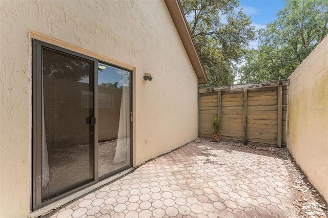 13721 LAZY OAK DRIVE, Tampa, FL 33613