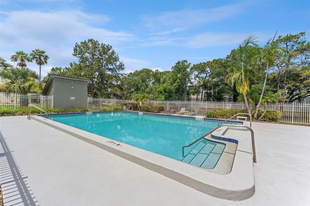 13721 LAZY OAK DRIVE, Tampa, FL 33613