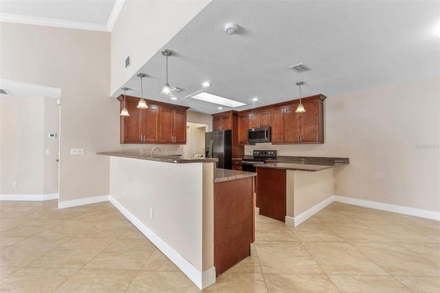 13721 LAZY OAK DRIVE, Tampa, FL 33613