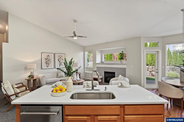 2145 Banyonwood Av NW, Salem, OR 97304