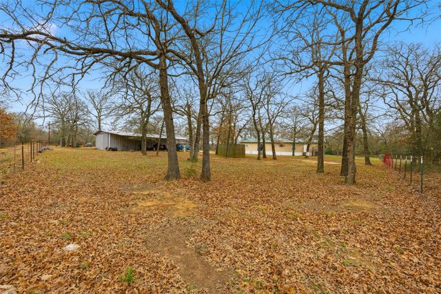 871 HCR 1212 Road, Blum, TX 76627