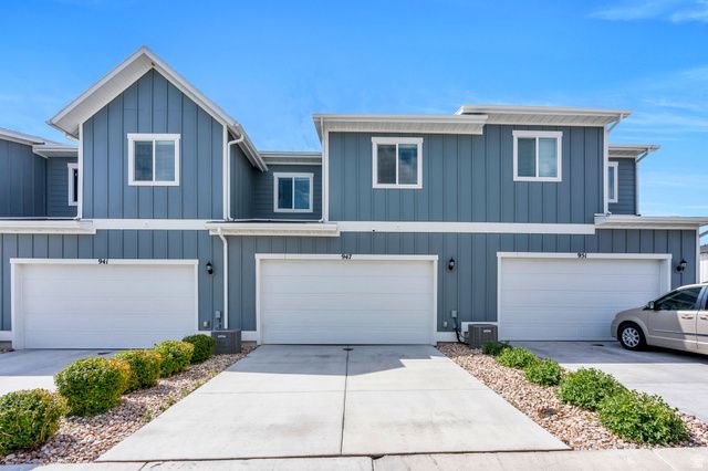 947 W TERRACOTTA DR, Saratoga Springs, UT 84045
