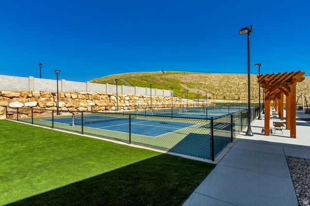947 W TERRACOTTA DR, Saratoga Springs, UT 84045