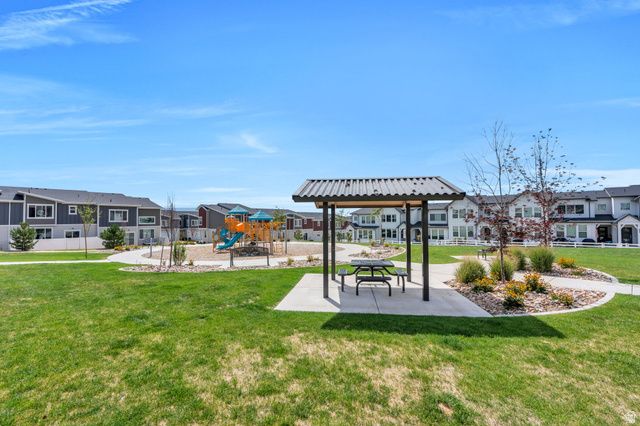 947 W TERRACOTTA DR, Saratoga Springs, UT 84045