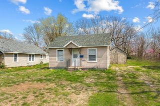 2528 North Kellett Avenue, Springfield, MO 65803