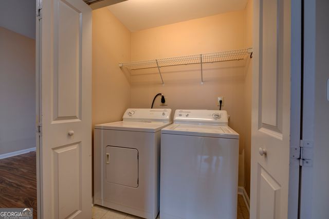 3040 Peachtree Road NW 813, Atlanta, GA 30305