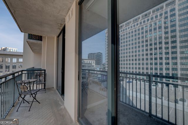 3040 Peachtree Road NW 813, Atlanta, GA 30305