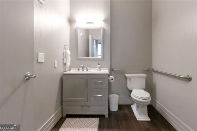 3040 Peachtree Road NW 813, Atlanta, GA 30305