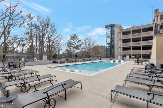 3040 Peachtree Road NW 813, Atlanta, GA 30305