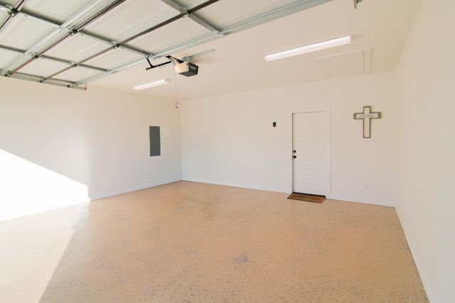 123 Pintail Ln, Hallsville, TX 75650