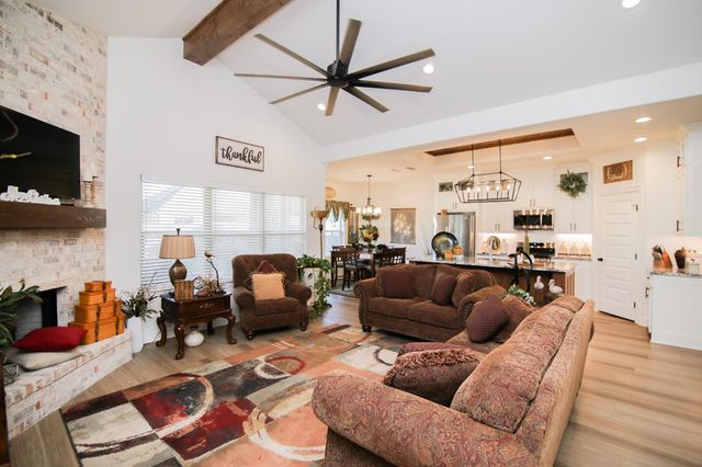 123 Pintail Ln, Hallsville, TX 75650