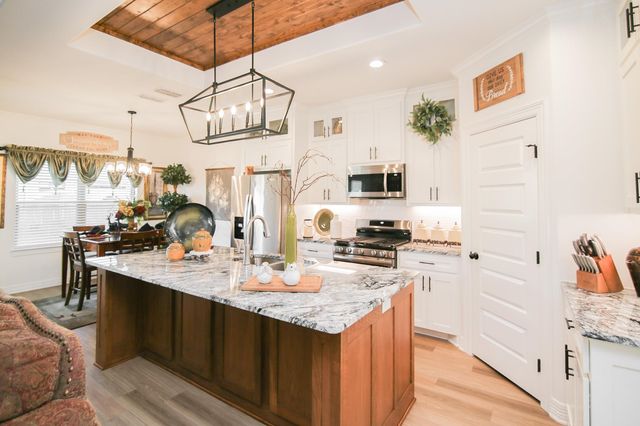 123 Pintail Ln, Hallsville, TX 75650