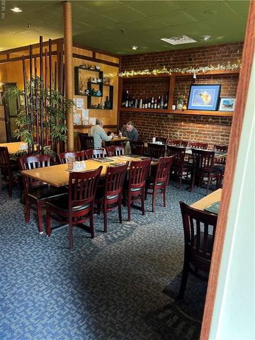 49 W Queens Way WAY, Hampton, VA 23669