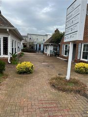 49 W Queens Way WAY, Hampton, VA 23669