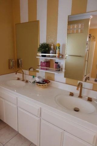 2534 E Vista, Upland, CA 91784