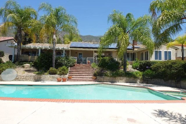 2534 E Vista, Upland, CA 91784