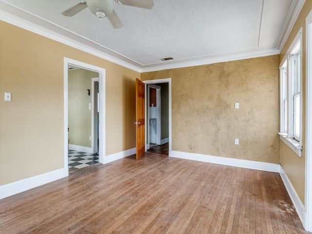 5832 Live Oak Street, Dallas, TX 75214