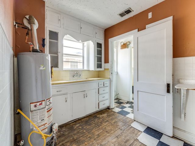 5832 Live Oak Street, Dallas, TX 75214