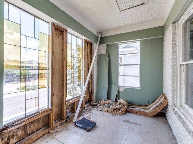 5832 Live Oak Street, Dallas, TX 75214