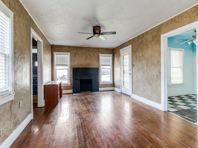 5832 Live Oak Street, Dallas, TX 75214