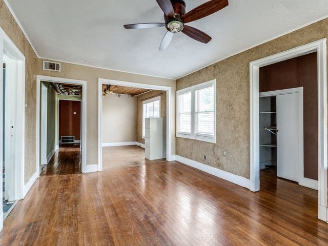 5832 Live Oak Street, Dallas, TX 75214