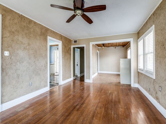 5832 Live Oak Street, Dallas, TX 75214