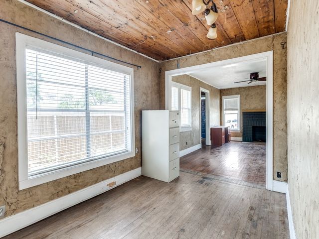 5832 Live Oak Street, Dallas, TX 75214