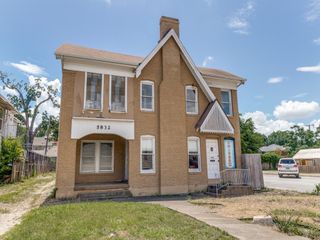 5832 Live Oak Street, Dallas, TX 75214