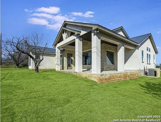 706 Sidewinder, Horseshoe Bay, TX 78657