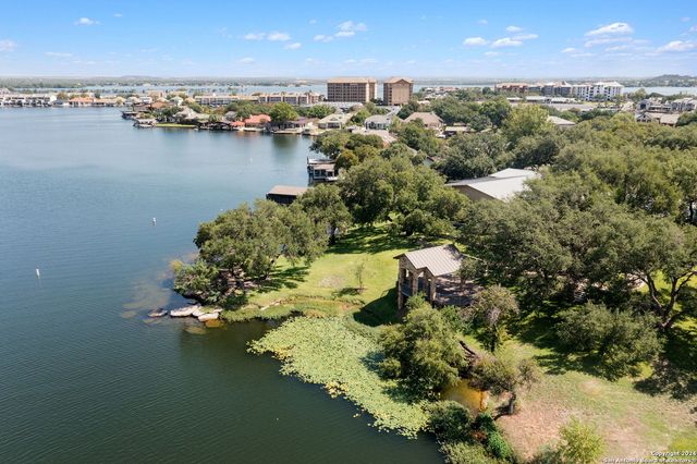 706 Sidewinder, Horseshoe Bay, TX 78657