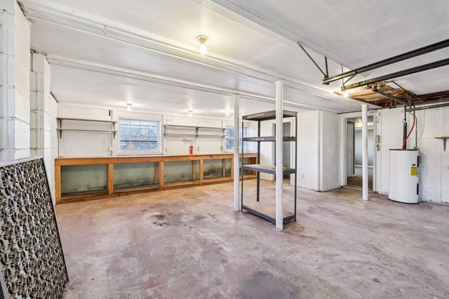 536 Aurelia Lynn Dr, Clarksville, TN 37042