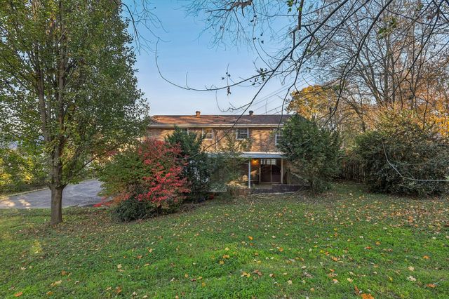 536 Aurelia Lynn Dr, Clarksville, TN 37042