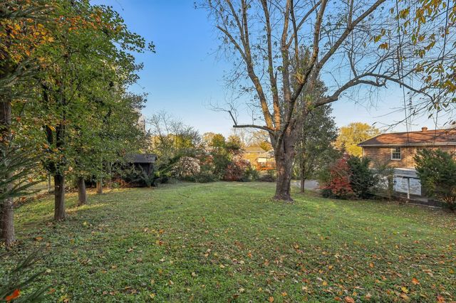 536 Aurelia Lynn Dr, Clarksville, TN 37042