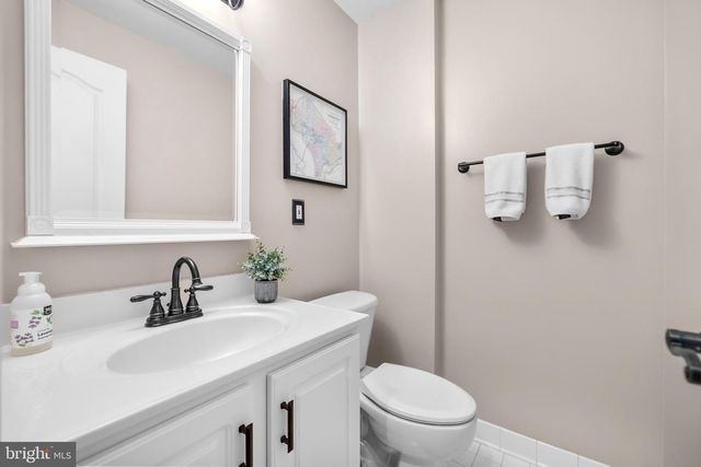 5236 BRAWNER PL, Alexandria, VA 22304