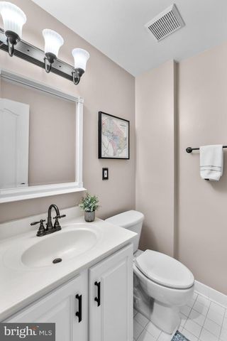 5236 BRAWNER PL, Alexandria, VA 22304