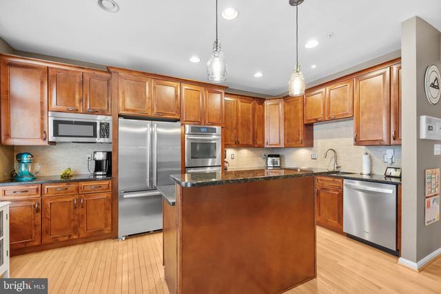 5236 BRAWNER PL, Alexandria, VA 22304