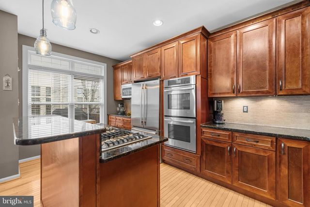 5236 BRAWNER PL, Alexandria, VA 22304