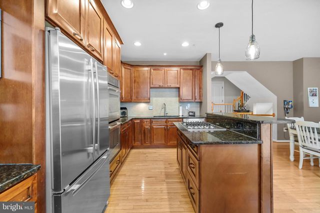 5236 BRAWNER PL, Alexandria, VA 22304