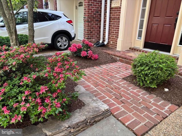 5236 BRAWNER PL, Alexandria, VA 22304