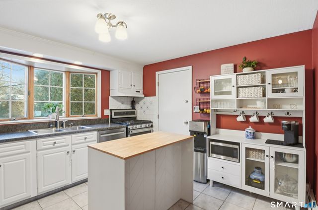 457 Curtiss Street, Southington, CT 06489