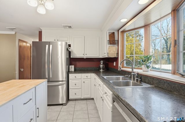 457 Curtiss Street, Southington, CT 06489