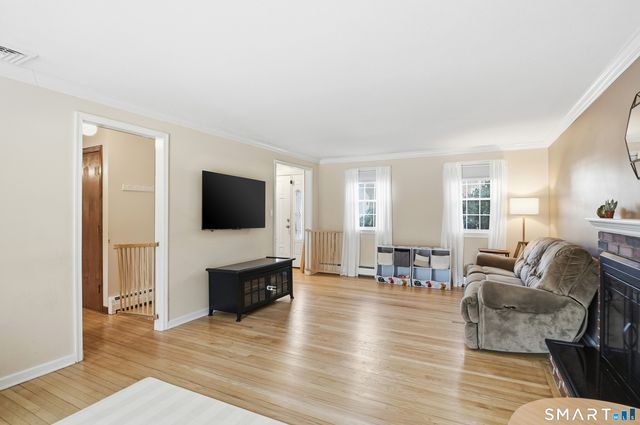 457 Curtiss Street, Southington, CT 06489