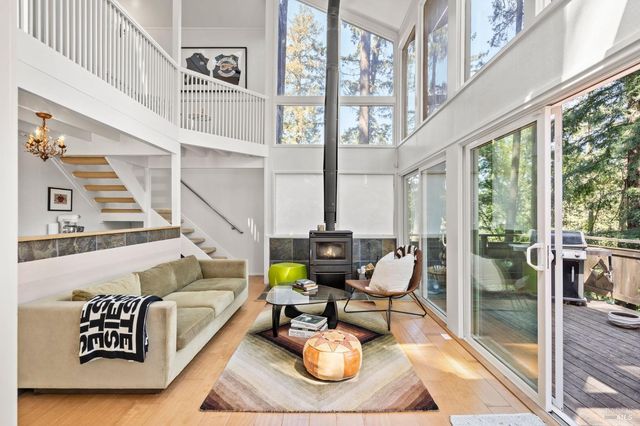 55 Sylvan Way, Woodacre, CA 94973