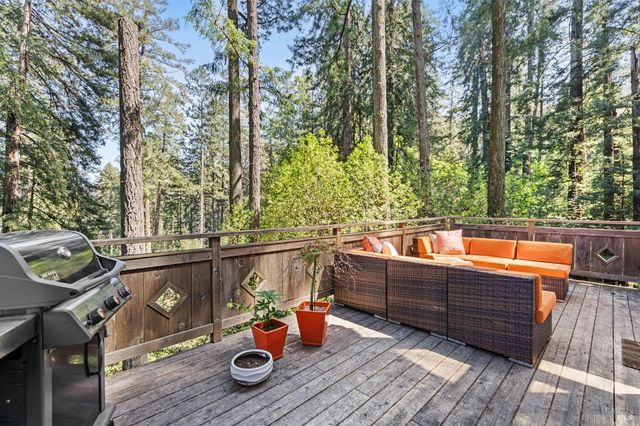 55 Sylvan Way, Woodacre, CA 94973