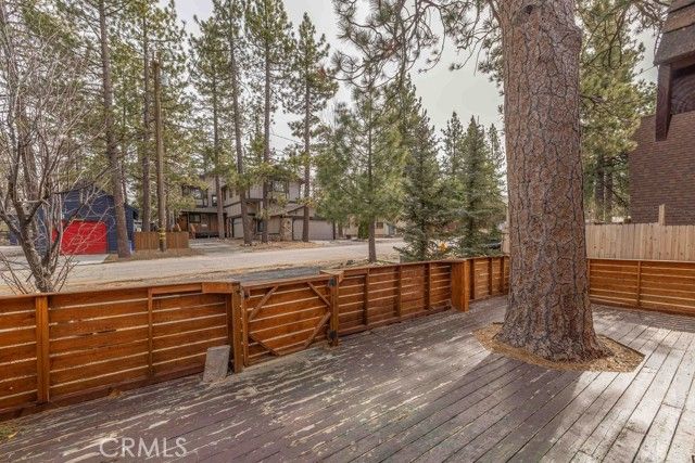332 Vista, Big Bear Lake, CA 92315