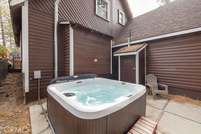 332 Vista, Big Bear Lake, CA 92315