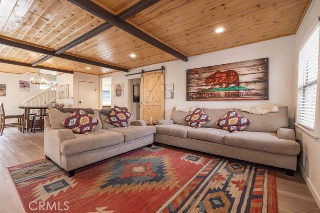 332 Vista, Big Bear Lake, CA 92315